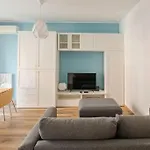 Monolocale Blu Studio Flat - Fondazione Prada, Ieo, Duomo 15 Minuti
